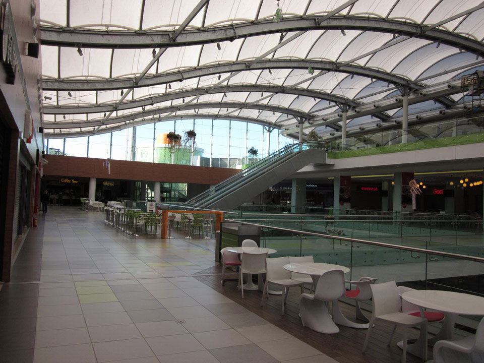 athens_metro_mall_6