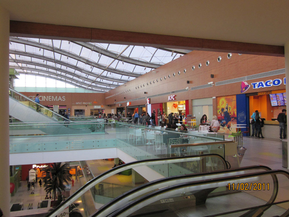 athens_metro_mall_73