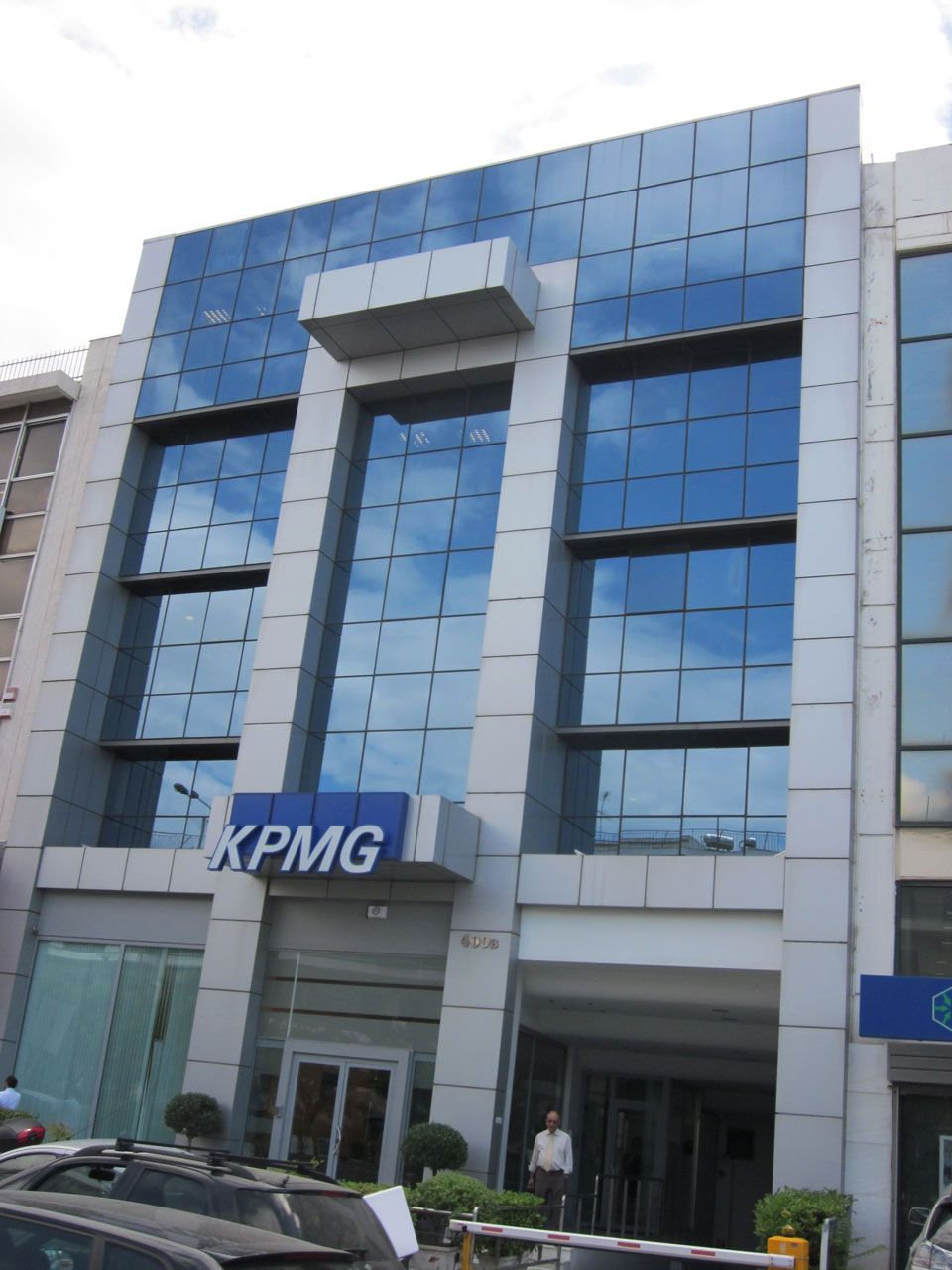 ktirio_kpmg_mesogeion_01