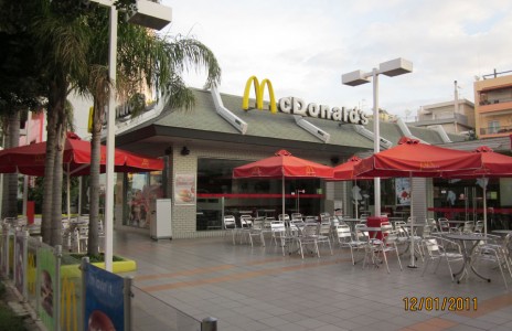 mcdonalds_amfithea_03